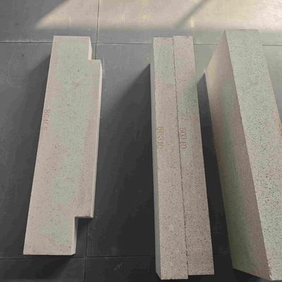 White or Customized Ceramic Parts with Custom Corundum Mullite Refractory Objects