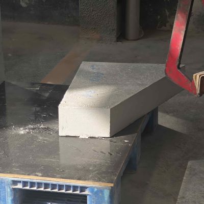 White Mullite Corundum Refractory Items with Customized Design mgo c brick kiln materials