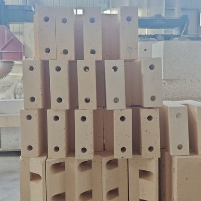 Good Thermal Shock Resistance Cement Kiln Linings Fire Bricks Customized For Your Production