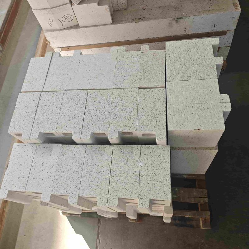 Industrial Ceramic Furnace Refractory Bricks With Good Slag Resistance And Durability