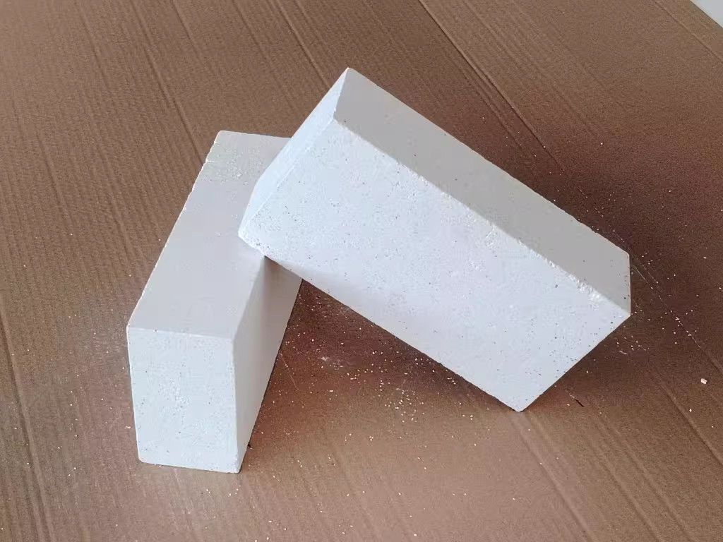 Good Slag Resistance Prefabricated Refractory Bricks For Non Ferrous Metal Industry